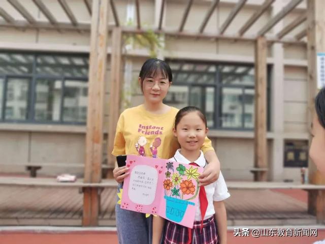 铭记师情感谢师恩——济南市东方双语实验学校清华园校区组织开展庆祝教师节活动