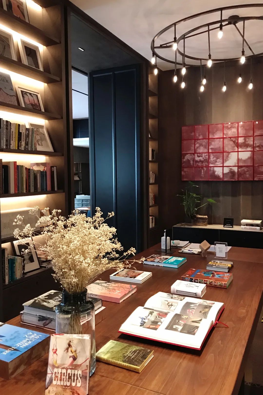 书香浸润心灵阅读感悟,书香酒店的独特氛围