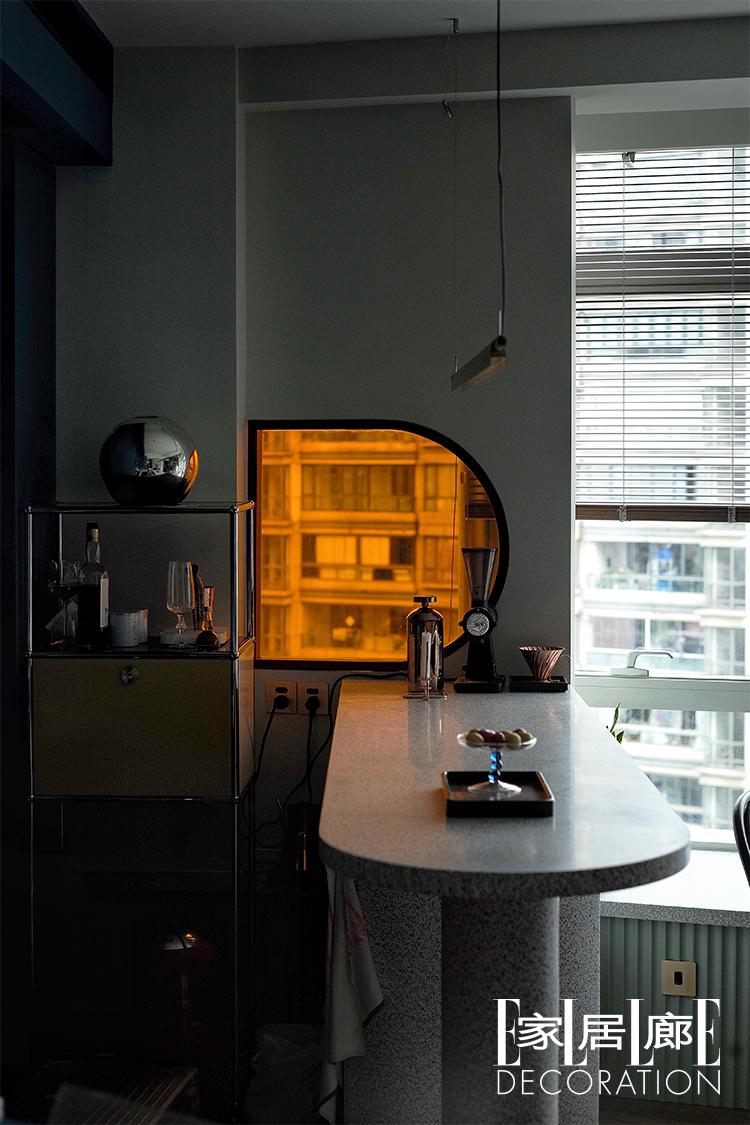 这对上海夫妻淘遍全世界,装进了50m²的酒店公寓