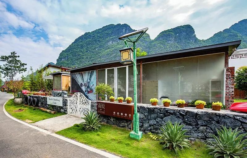 南宁三天两晚民宿最便宜,南宁邕江边有栋白色民宿