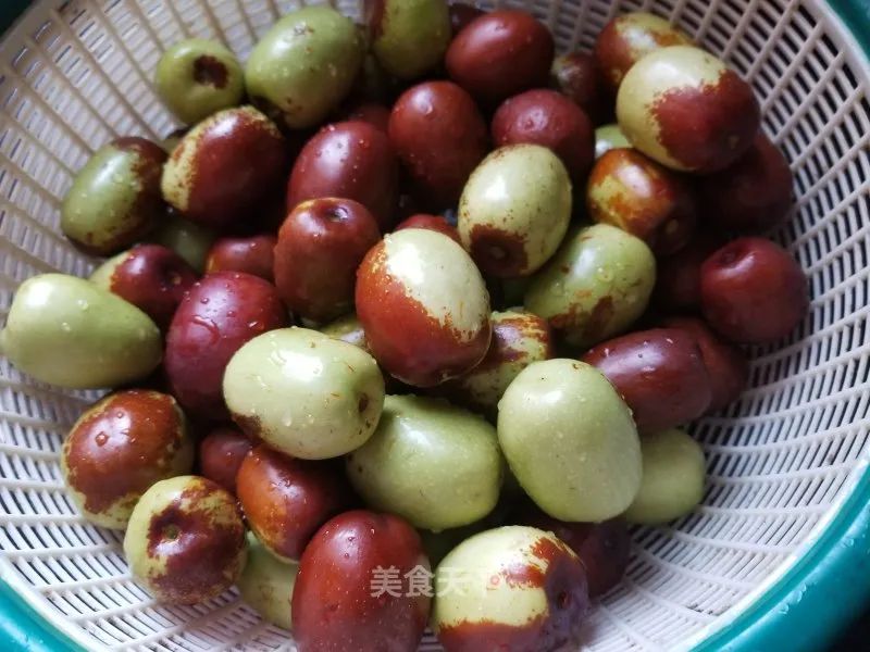 一日吃三个枣容颜不会老,一日吃三蒸枣终身不显老