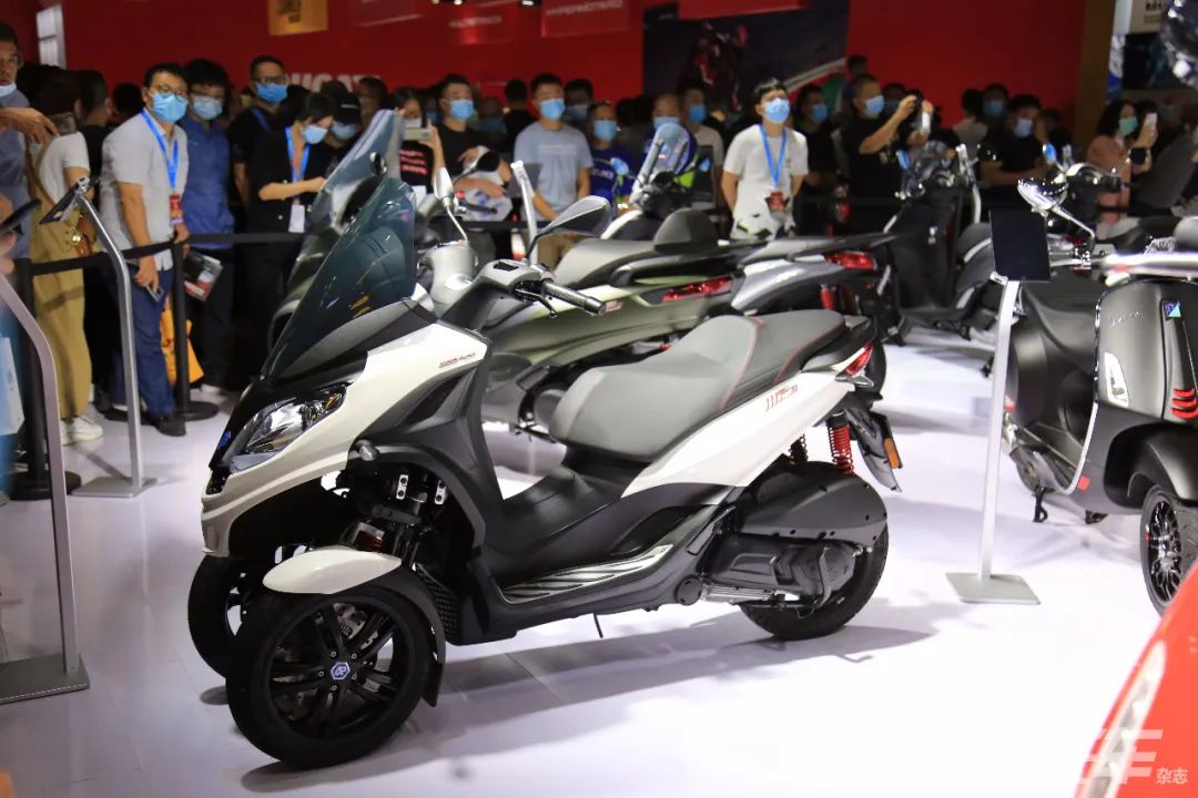vespa重庆摩托车博览会新款发布,2021重庆摩博会vespa踏板