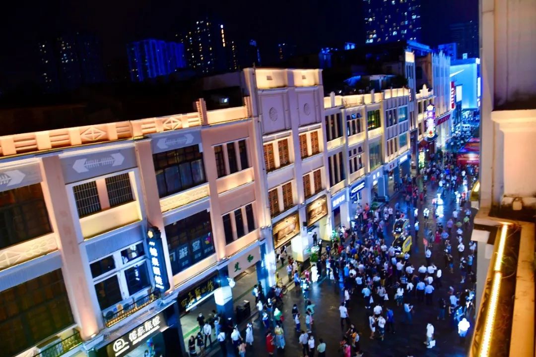 广百之夜北京路,广百百货北京路店广百之夜