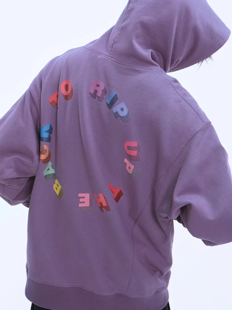 在学校买东西需要带什么,在教室里买东西