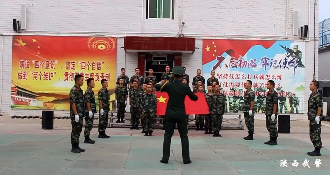 强军战歌梦想在路上,强军战歌完整版ktv字幕