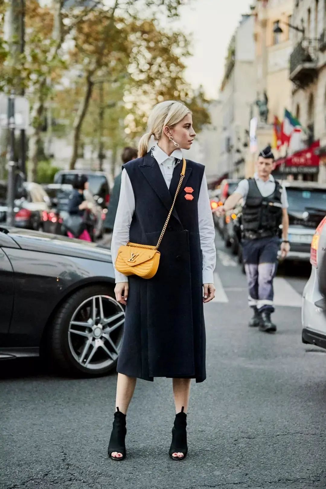 三款很有质感的风衣,今年最火的6款时髦风衣