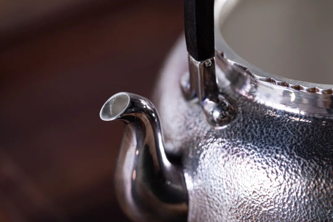 纯银嵌金荷花银壶纯手工泡茶银壶,纯银复古银壶