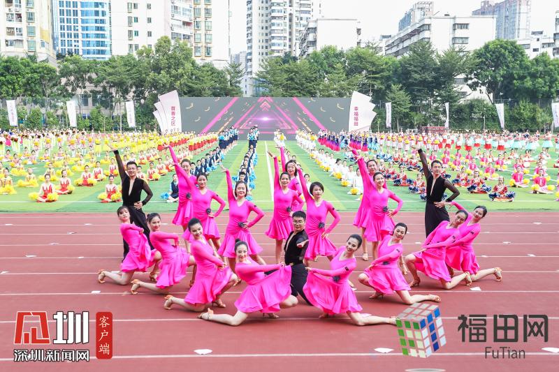 跳广场舞嗨起来,广场舞摇摆起来嗨起来健身操