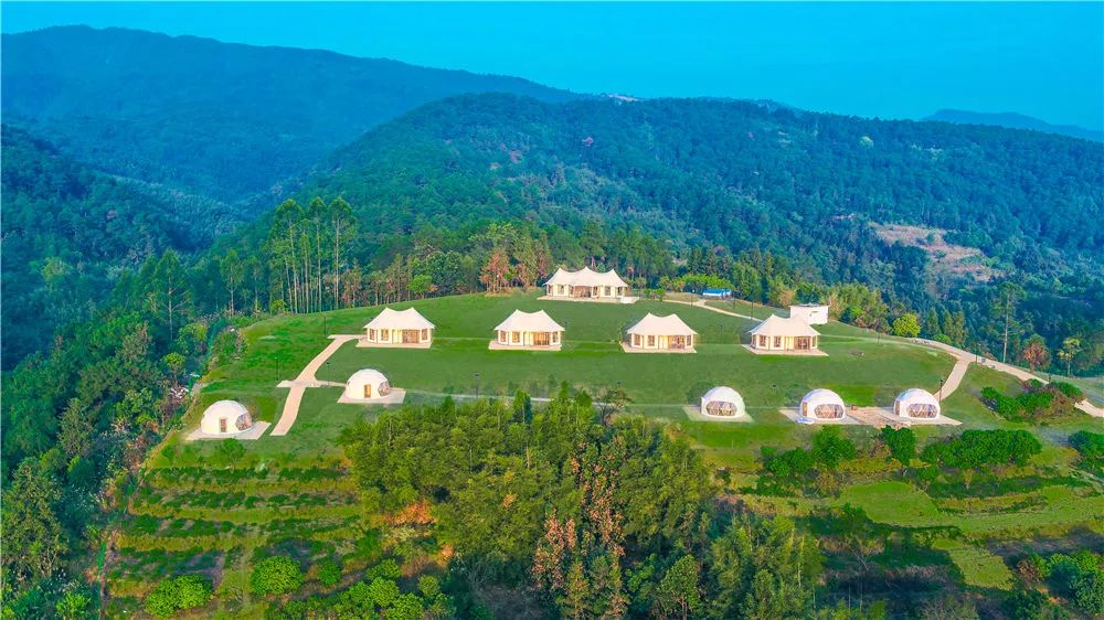 上车旅游打卡,上车打卡下车打卡