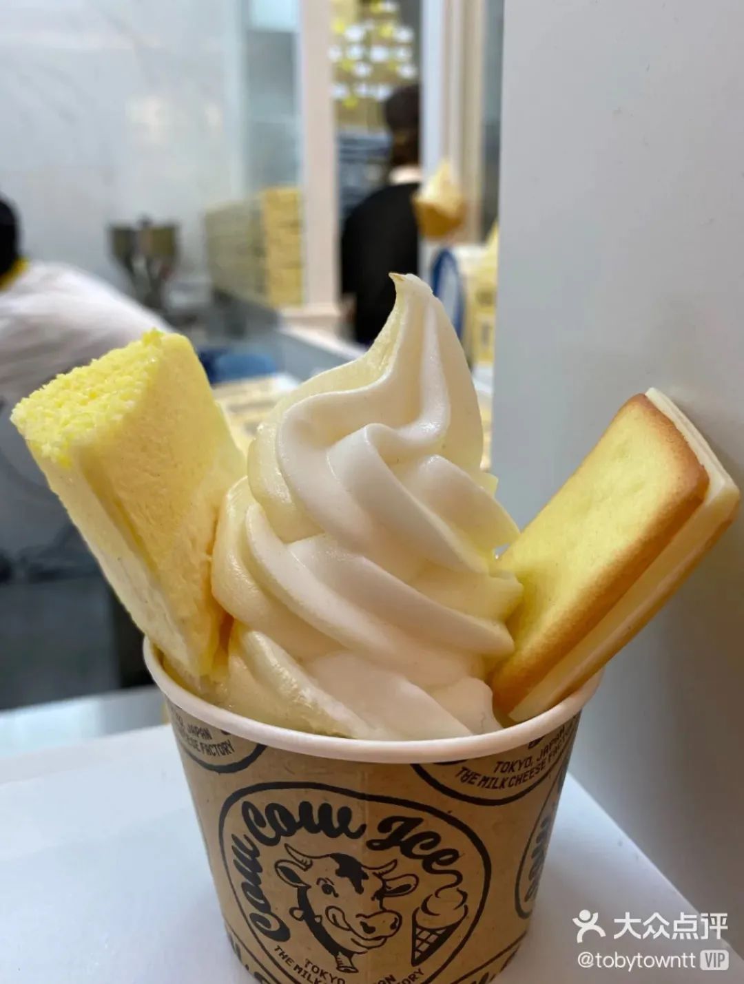 日本空运芝士蛋糕、28元超值特调咖啡...老牌美味or新晋网红，谁会狙中成都人的甜品胃？