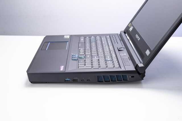 掠夺者战斧700拆解,掠夺者笔记本战斧700