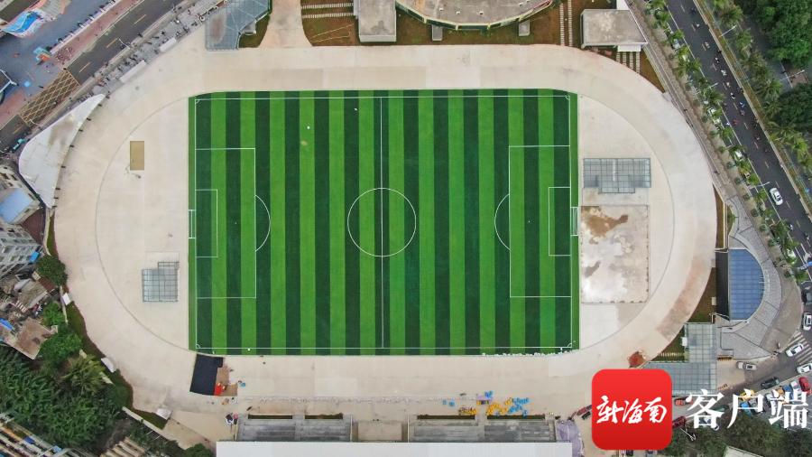 海口世纪公园体育场照片,海口市椰树门