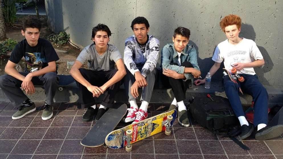 supreme天价皮衣,supreme高价