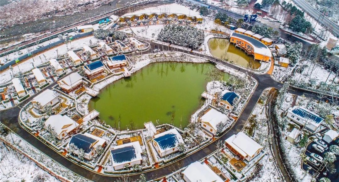 鑸媿褰窞鍏ㄦ櫙瑙嗛,鍑犱綍鑸媿