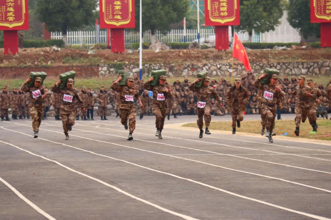 寒风中的他们完整版,寒风中他们一直在坚守