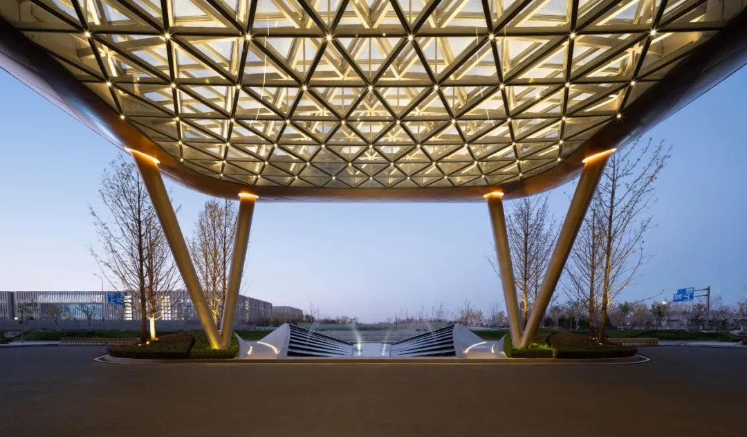 行千里江山，览京室画卷|大兴机场木棉花酒店