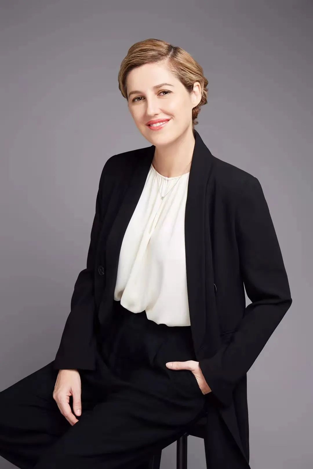 zara中国最大门店,中国第一家zara店