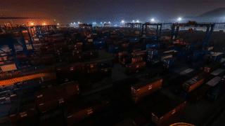 从“零”到多个“世界领先”,这个码头的故事足够震撼人心