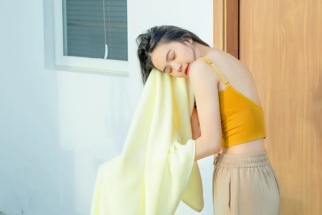 浼氬枬姘寸殑姣涘肪,浼氬惛姘寸殑娴村肪