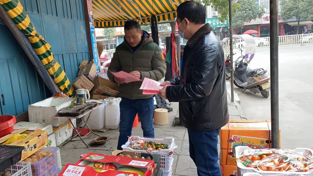 众志成城我们全力以赴,众志成城万众一心全力以赴