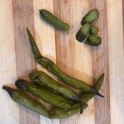 年夜饭柠檬泡鸡爪家庭做法,年夜饭开胃凉拌菜爽口无骨鸡爪