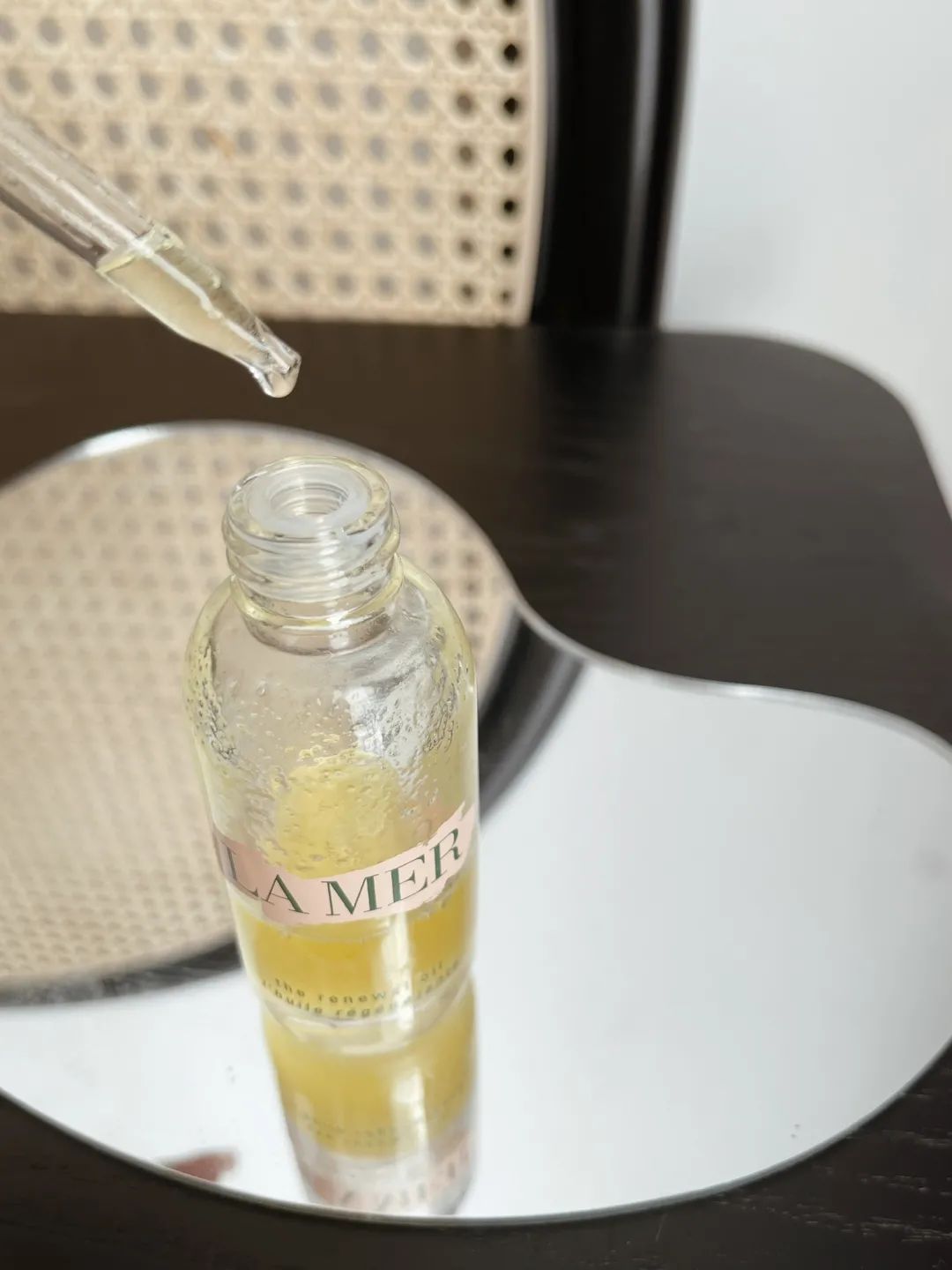 护肤爱用品推荐分享,护肤分享今日份美妆穿搭