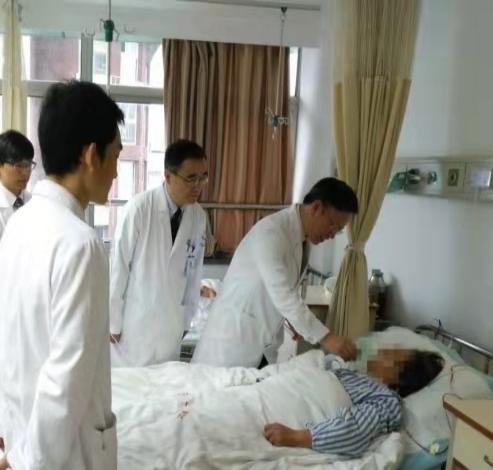 【专家在身边】2年，“黄豆大结节”已广泛转移！这些甲状腺癌误区，千万别再犯