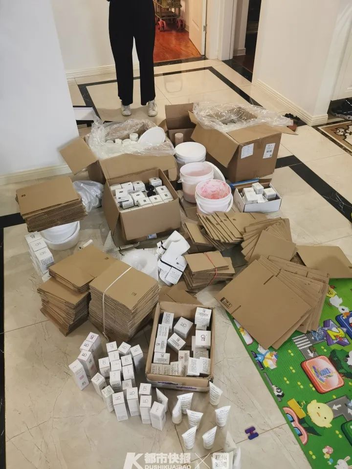 沈阳人注意！这款千元网红面霜成本仅10元，在公厕里灌的...赶紧告诉老婆