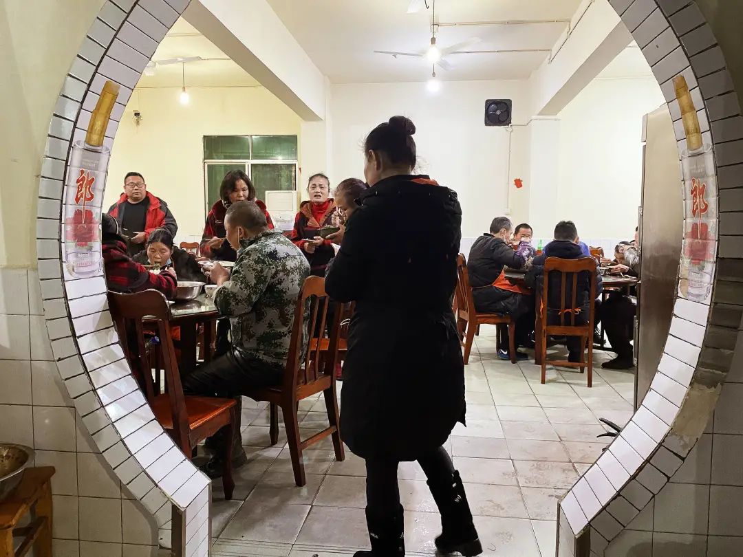 满地都是30年老店，温江真是太吓人了