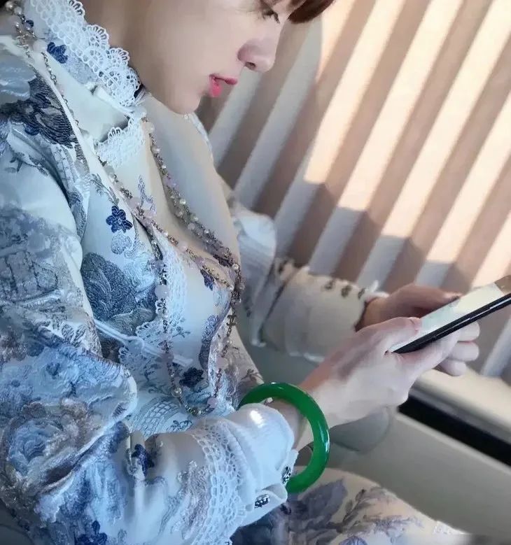 姐姐们的爱好,早已不止爱马仕了