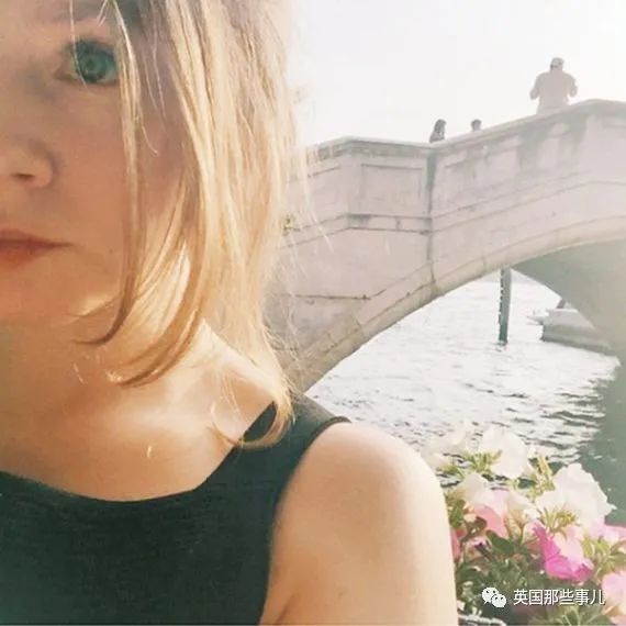 司机女儿冒充千金大小姐,卡车司机女儿假扮名媛