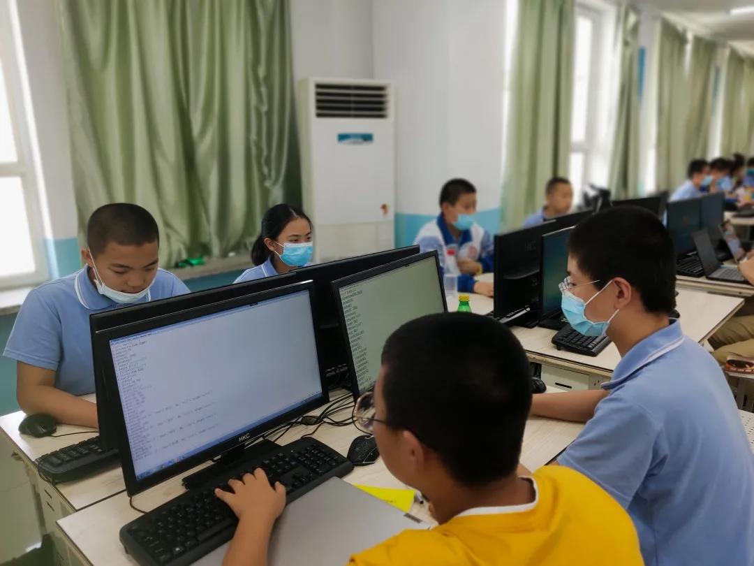 兵团二中体育特长生,兵团二中初中招特长生