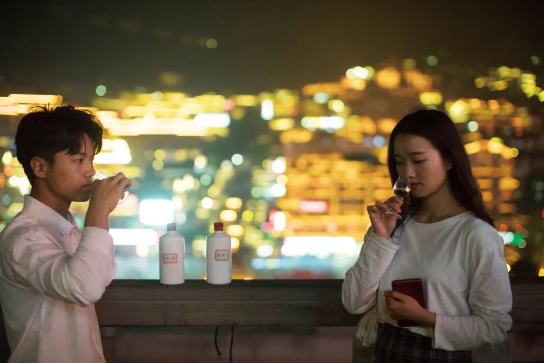 酒的个人名片图片,茅台镇酒老板名单