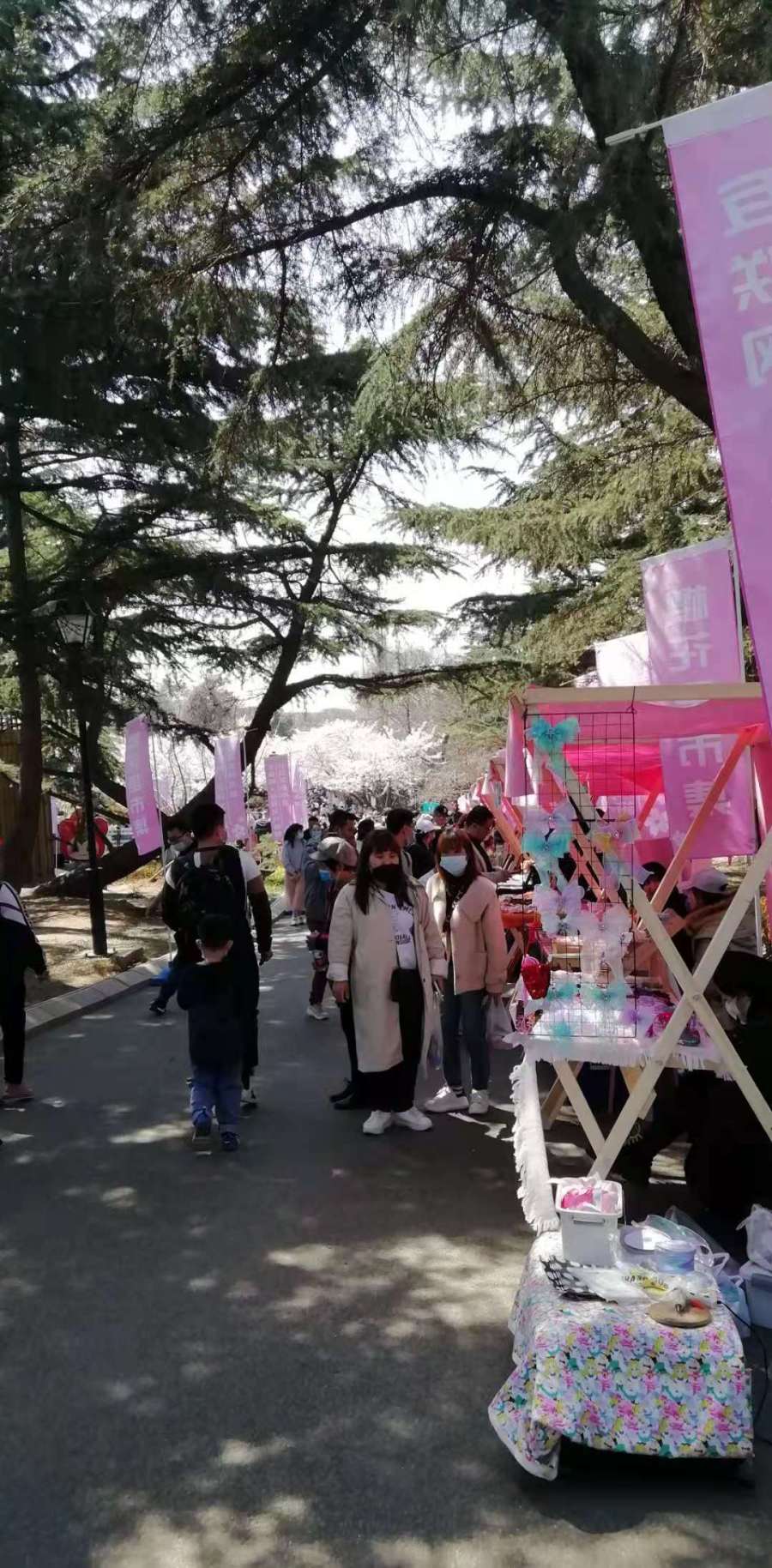 半岛观察丨一千多元只够住一晚如家!五一假期酒店爆满背后,“流量变现”青岛准备好了吗