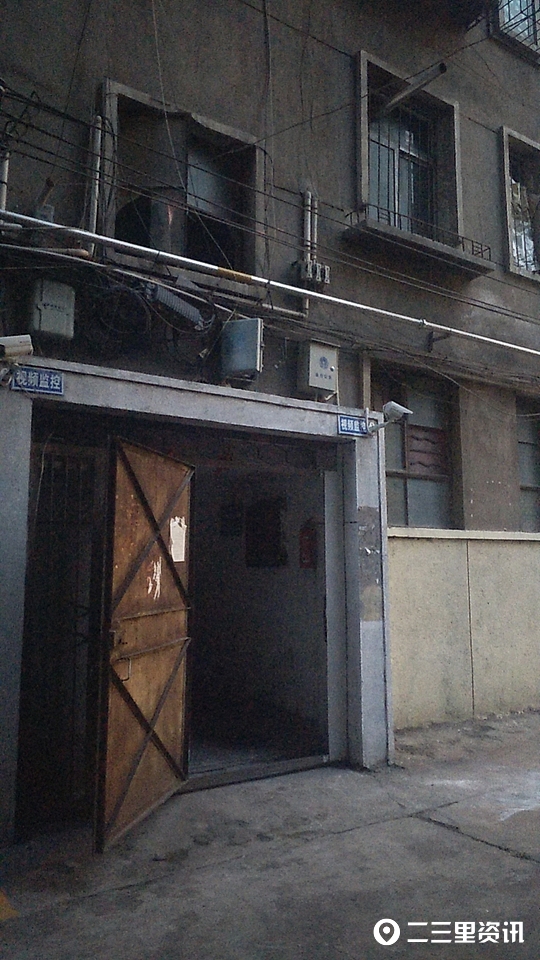 停水一个多月无人管，想掏钱维修却不知交到哪？宝鸡这个小区用水成难题