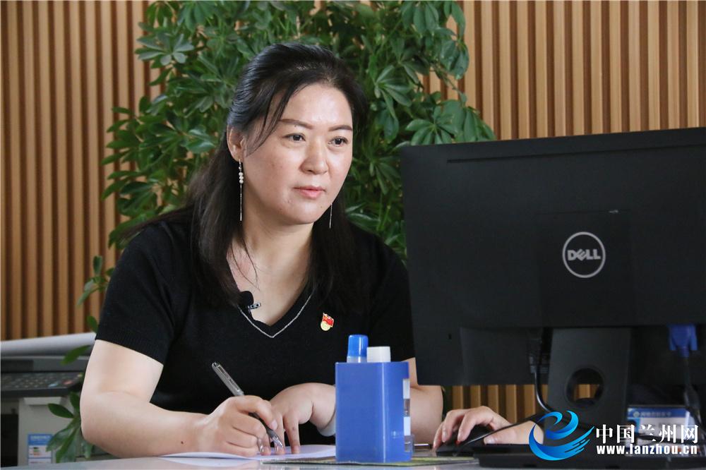 领头羊张亚萍带领南苑路社区华丽蜕变