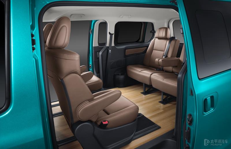 新款起亚嘉华实车曝光,2022丰田皇冠陆放豪华版图片