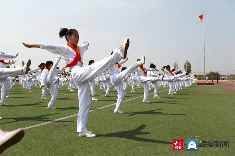 青岛城阳南万小学,城阳南万小学