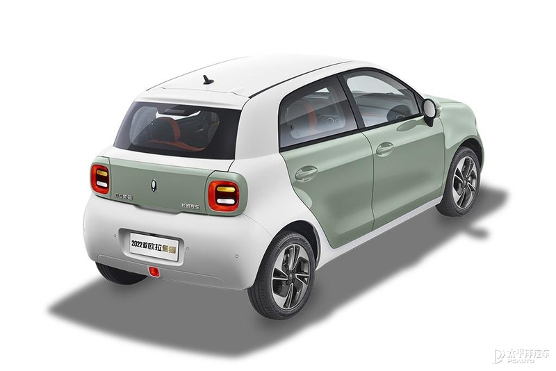 新款起亚嘉华实车曝光,2022丰田皇冠陆放豪华版图片