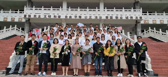 百年老校朗诵主题,百年老校校庆诗句