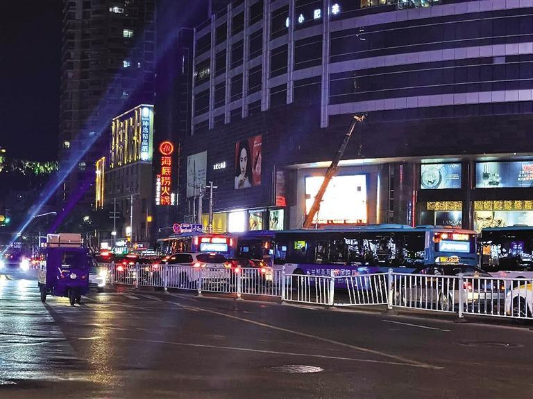 兰州交通大家谈城区疏堵交警支招了