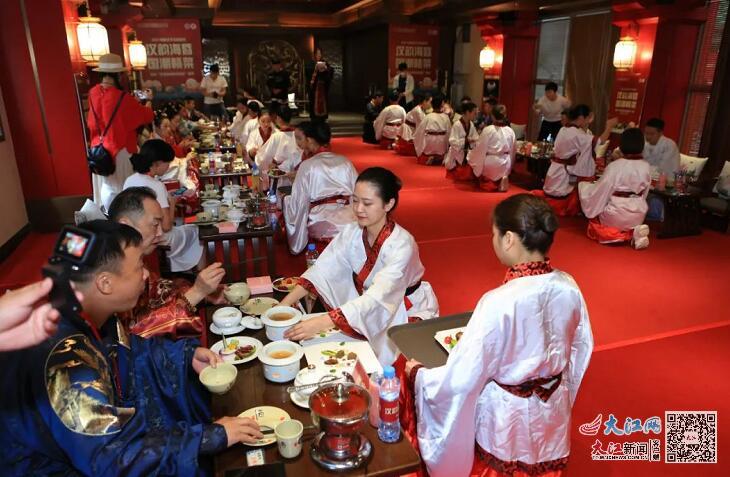 南昌国庆期间商贸消费市场回暖,江西消费市场升温回暖