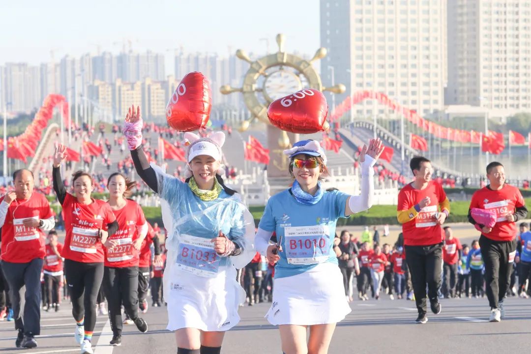 滨州黄河国际马拉松比赛,2019滨州黄河风情带马拉松赛开跑