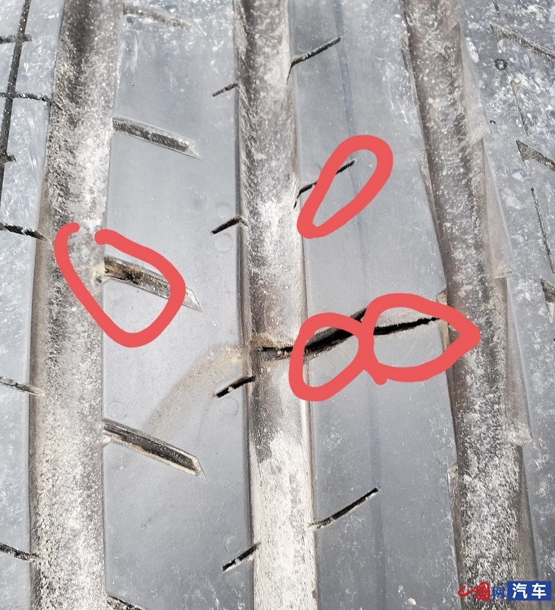 优科豪马轮胎掉皮,优科豪马轮胎三年有裂纹