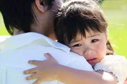 孩子在幼儿园被老师欺负如何报警,孩子在幼儿园受老师欺负怎么处理