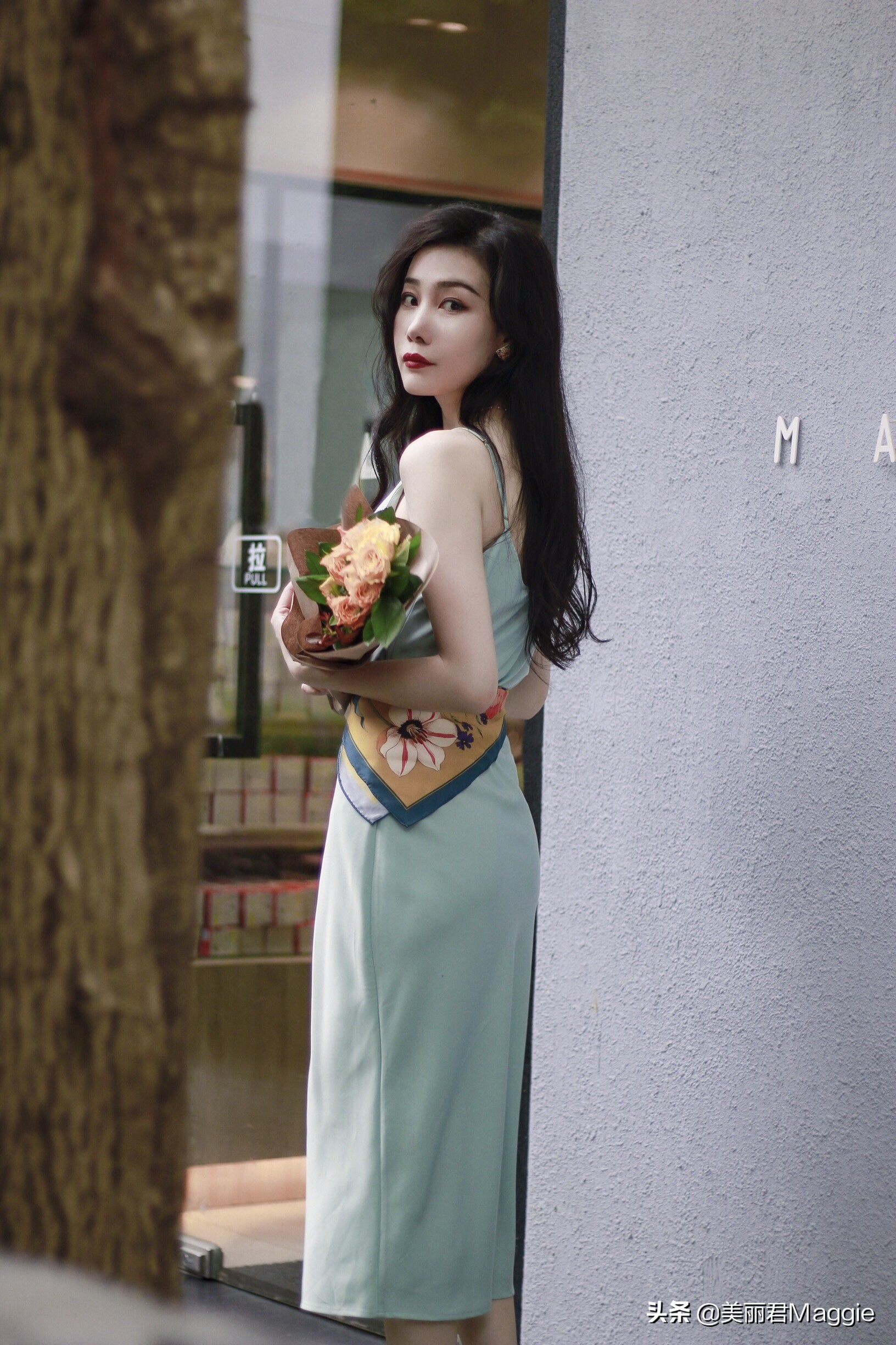 maggie缇庝附鐗╄绌胯。,maggie鐨勭編涓界墿璇皬绾功