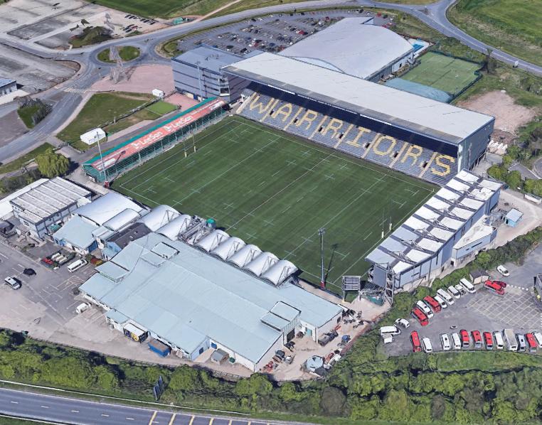 是时候介绍看一下英格兰的橄榄球场了，至少能达到英乙水准