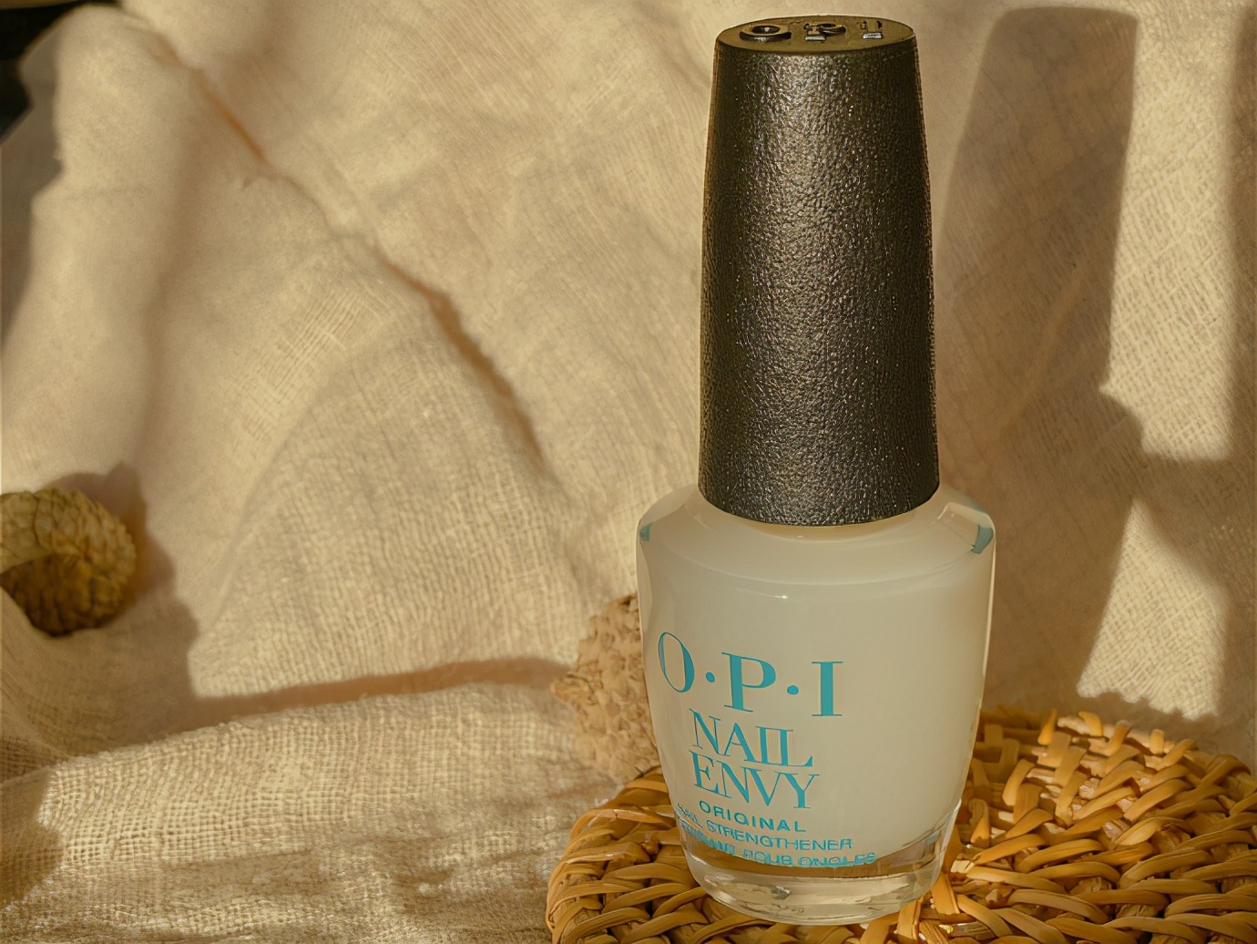 新手小白第一次做美甲要注意哪些,美甲新手入门教程美甲店