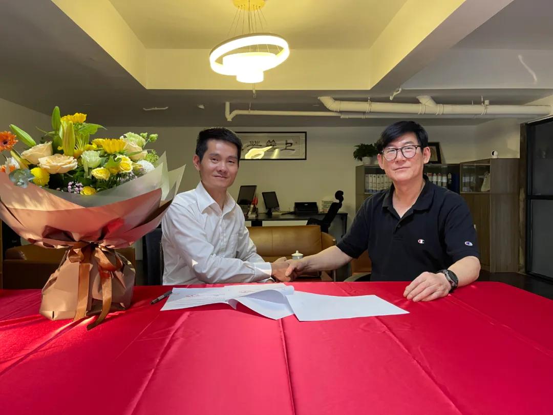 鍙綉绾崇背,鍙綉绾崇背绉戞妧鏈夐檺鍏徃