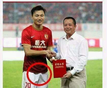 中国足球年薪为什么这么高,中国足球高薪低能